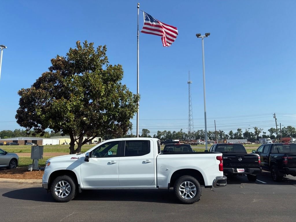 New 2026 Chevrolet Silverado 1500 LT Truck