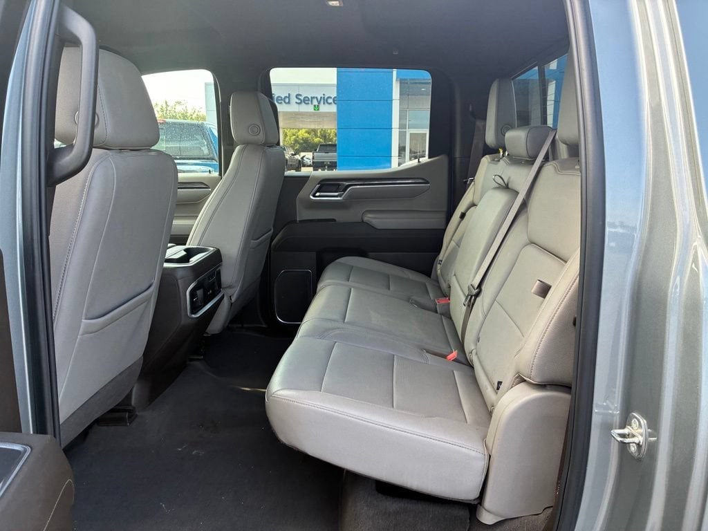 2024 Chevrolet Silverado 1500 LTZ - Photo 15