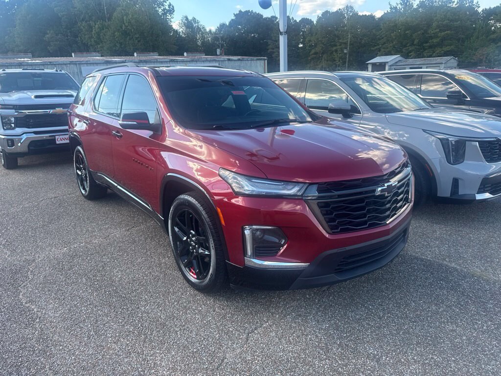 Used 2022 Chevrolet Traverse Premier SUV