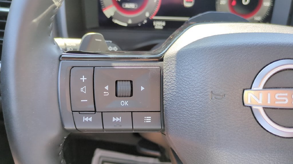 2025 Nissan Rogue SL - Photo 24