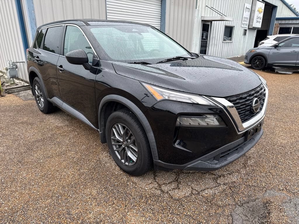 Used 2021 Nissan Rogue S SUV