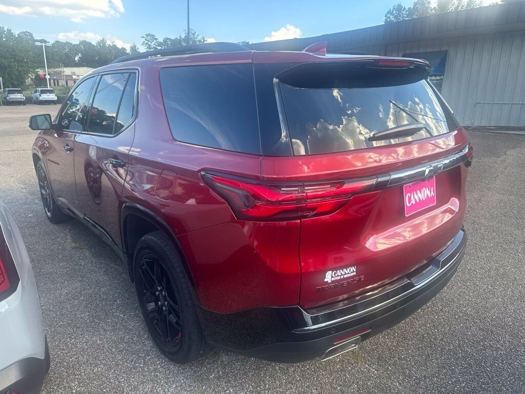 Used 2022 Chevrolet Traverse Premier SUV