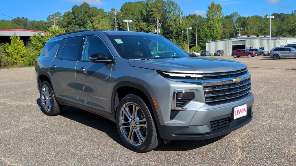 New 2027 Chevrolet Traverse LT SUV