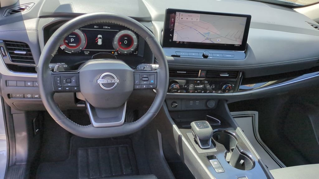 2025 Nissan Rogue SL - Photo 16