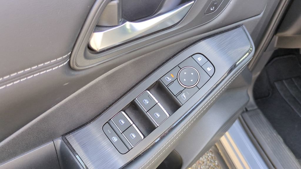 2025 Nissan Rogue SL - Photo 13