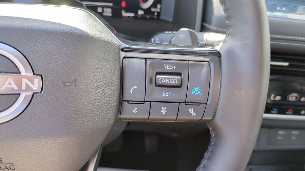2025 Nissan Rogue SL - Photo 23