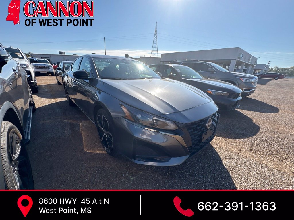 Used 2024 Nissan Altima 2.5 SR Sedan