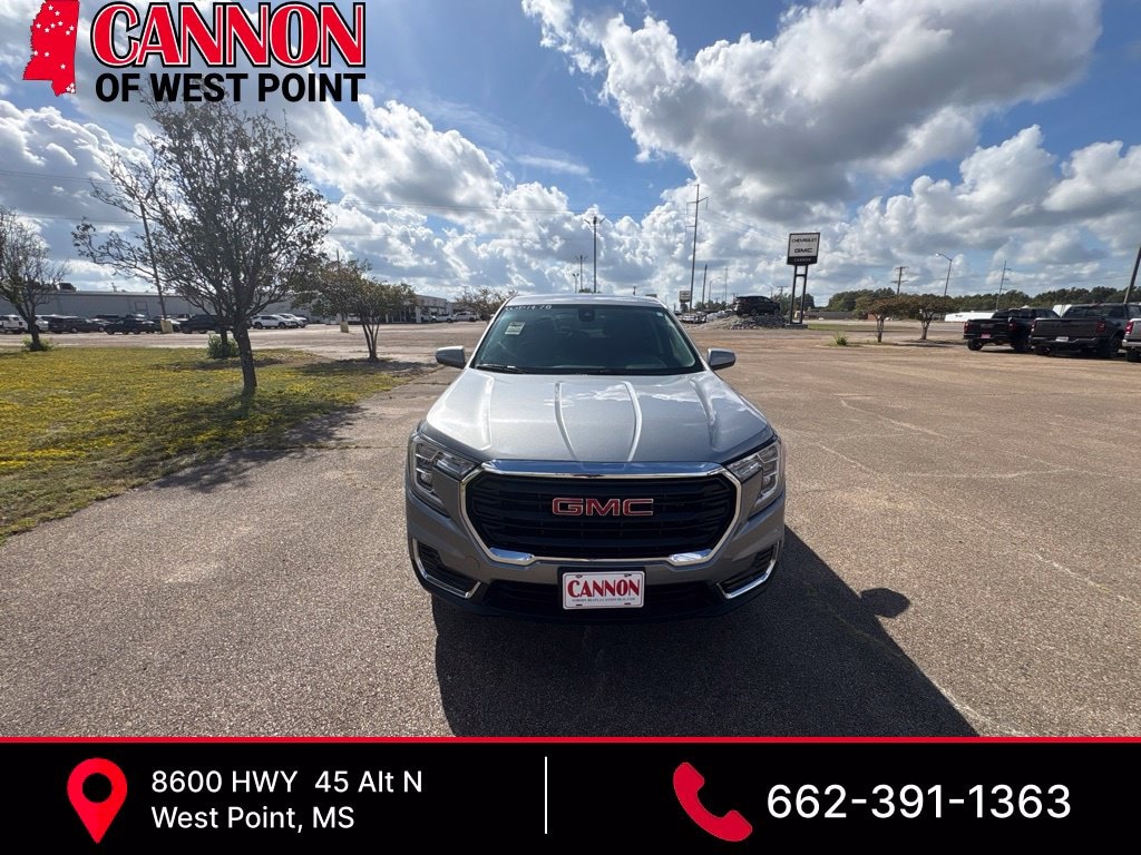 Used 2024 GMC Terrain SLE SUV