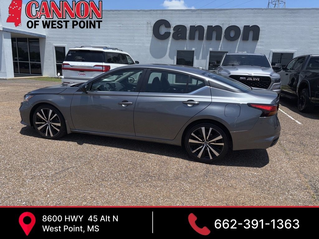 Used 2022 Nissan Altima 2.5 SR Sedan