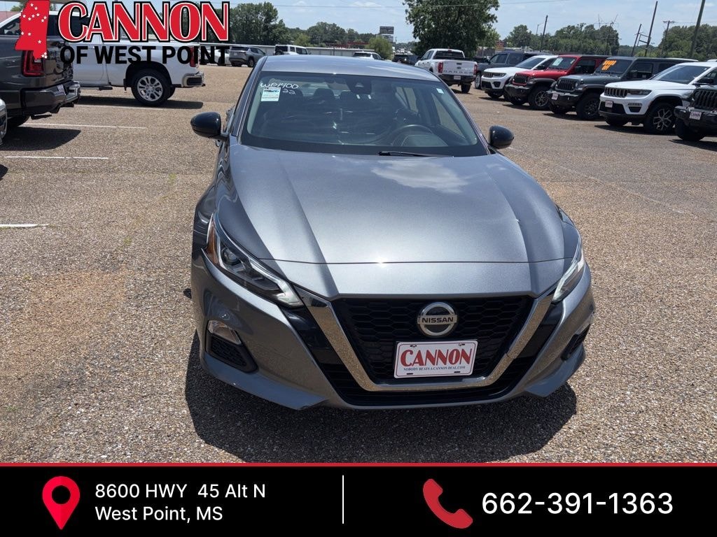 Used 2022 Nissan Altima 2.5 SR Sedan
