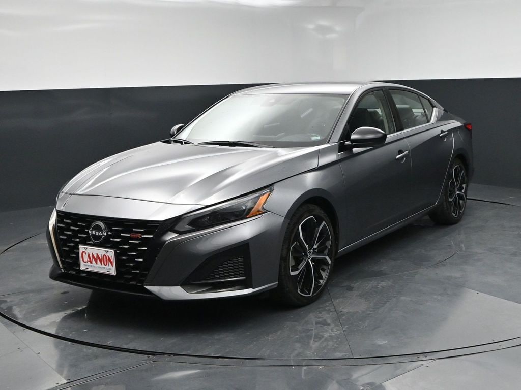 Used 2024 Nissan Altima 2.5 SR Sedan
