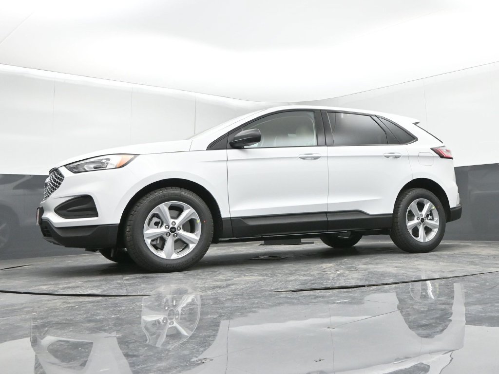 2024 Ford Edge SE - Photo 29