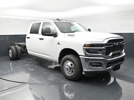2026 Ram 3500 Tradesman/Big Horn Pickup