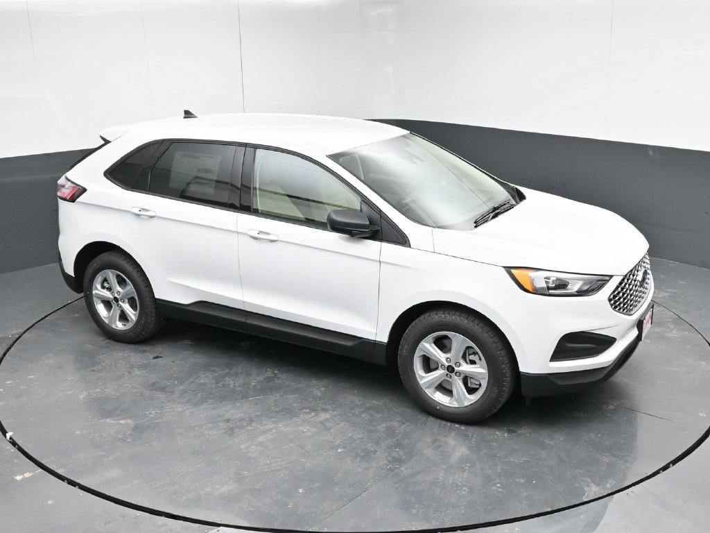 2024 Ford Edge SE - Photo 18