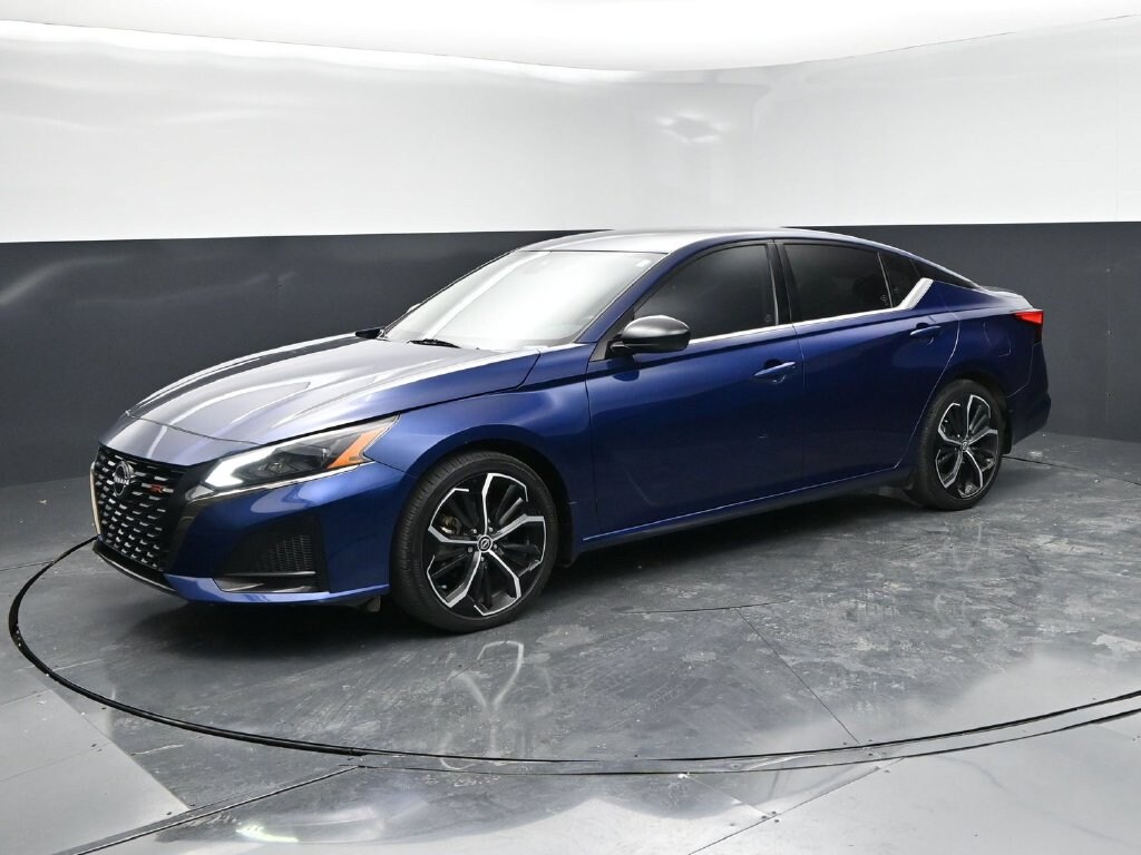 Used 2023 Nissan Altima 2.5 SR Sedan