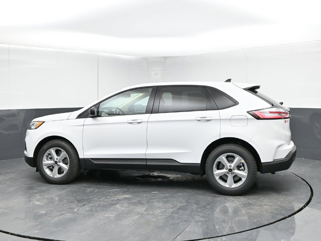 2024 Ford Edge SE - Photo 5