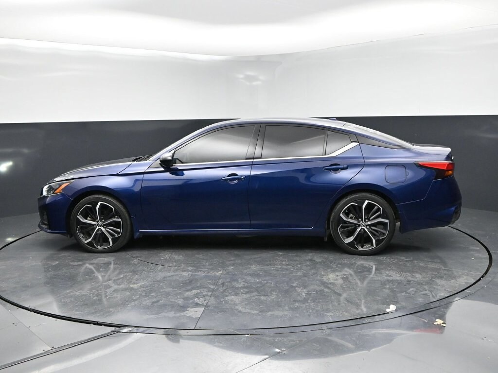 Used 2023 Nissan Altima 2.5 SR Sedan