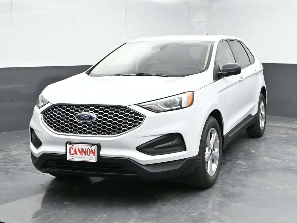 Used 2024 Ford Edge SE SUV