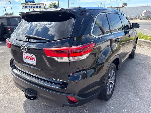 Used 2018 Toyota Highlander XLE SUV