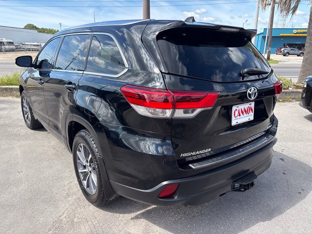 Used 2018 Toyota Highlander XLE SUV