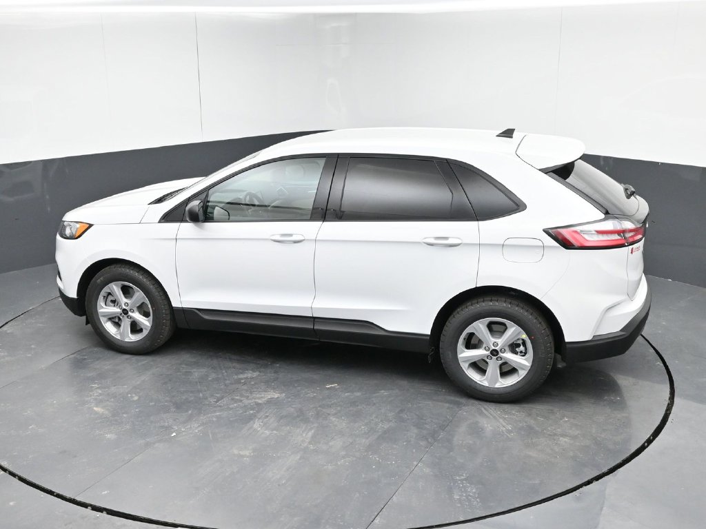 2024 Ford Edge SE - Photo 22