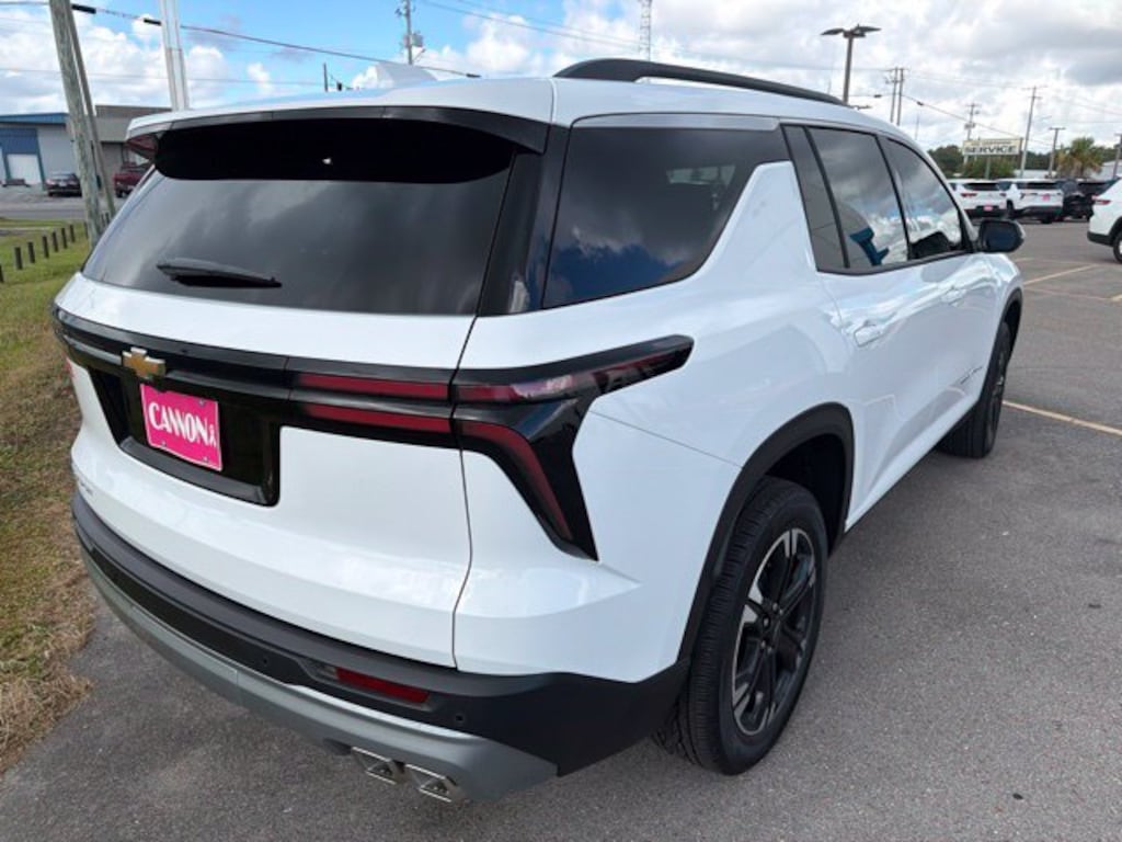New 2027 Chevrolet Traverse LT SUV