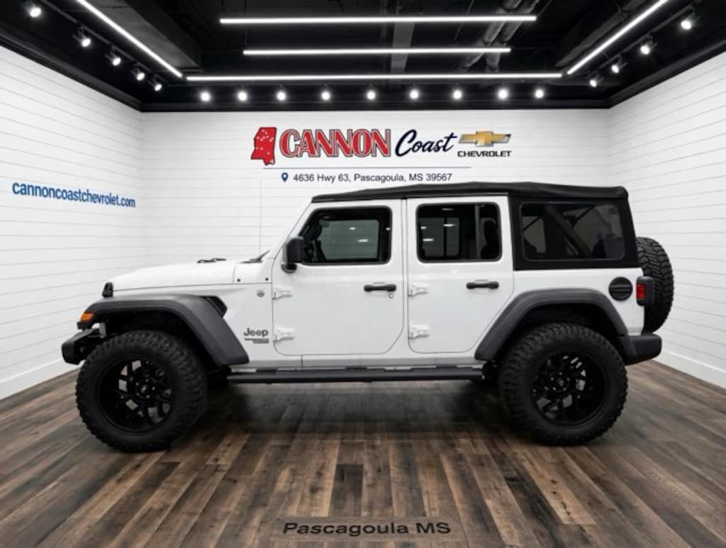 Used 2018 Jeep Wrangler Unlimited Sport S SUV