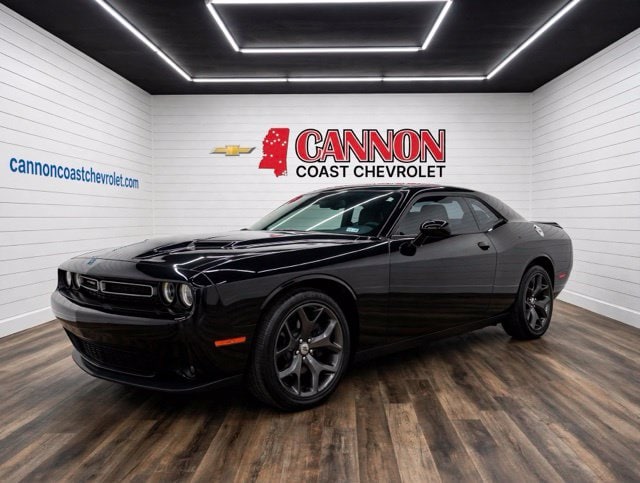2018 Dodge Challenger SXT Plus