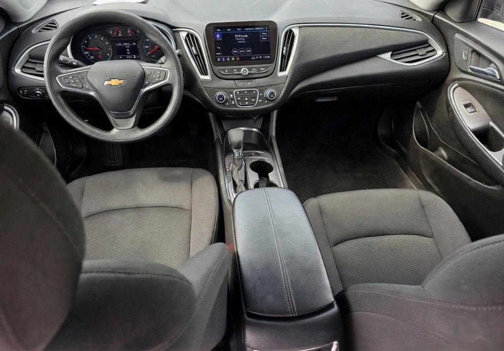 2024 Chevrolet Malibu 1LT - Photo 10