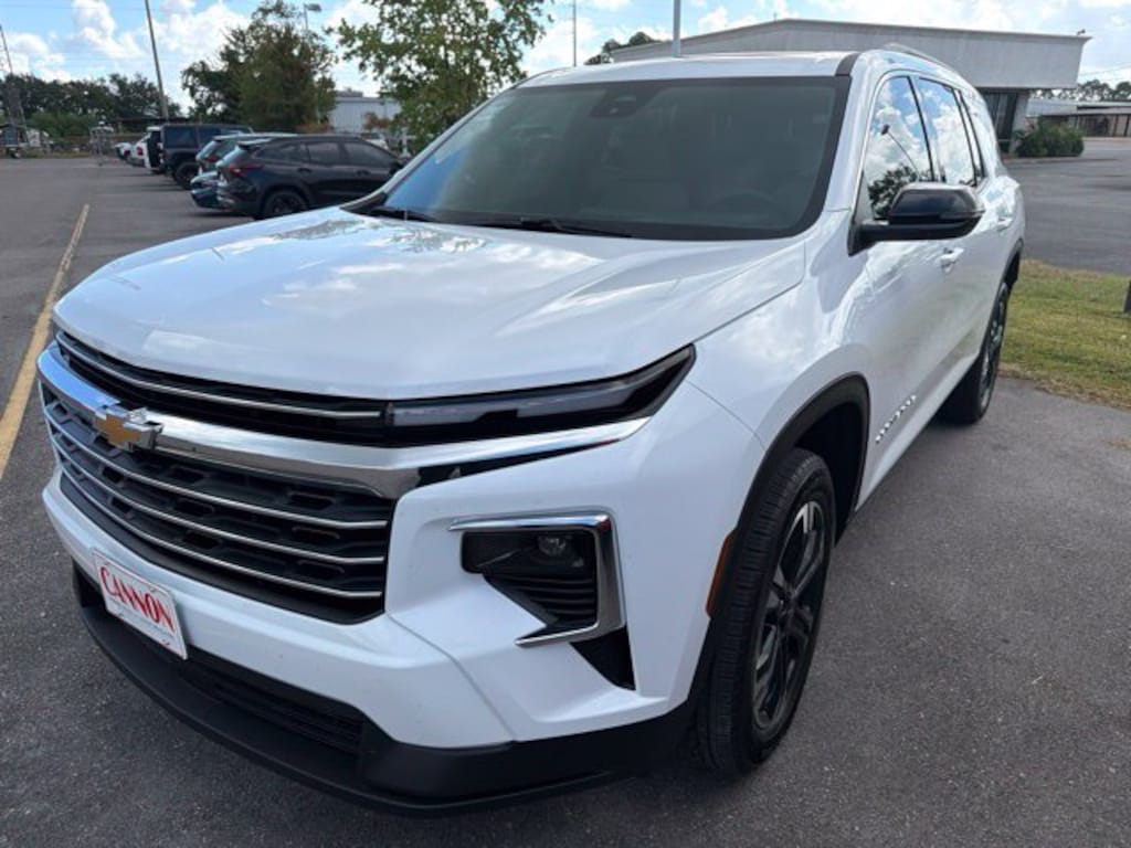 New 2027 Chevrolet Traverse LT SUV