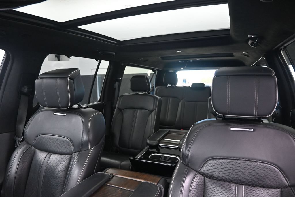 2023 Jeep Grand Wagoneer L Series II - Photo 18