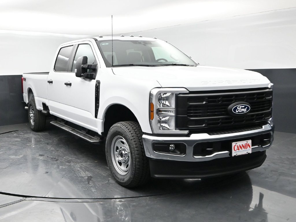 New 2027 Ford F-350SD XL Truck Crew Cab