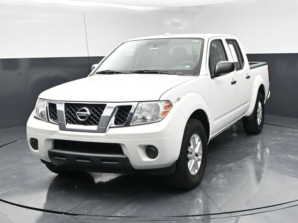 Used 2018 Nissan Frontier SV Crew Cab 4x2 SV V6 Auto
