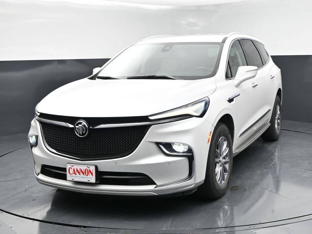 Used 2023 Buick Enclave Essence FWD Essence