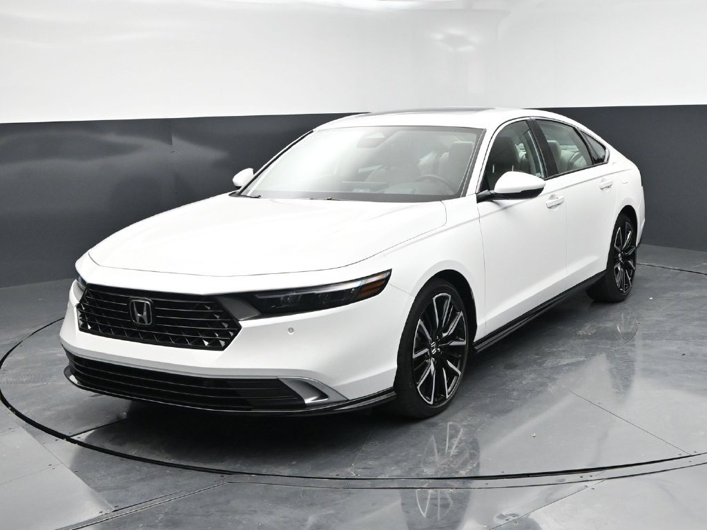 Used 2025 Honda Accord Hybrid Touring Sedan