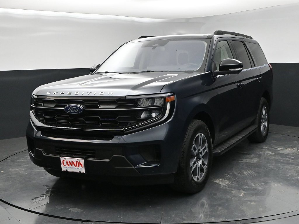 Used 2025 Ford Expedition Active Active 4x2