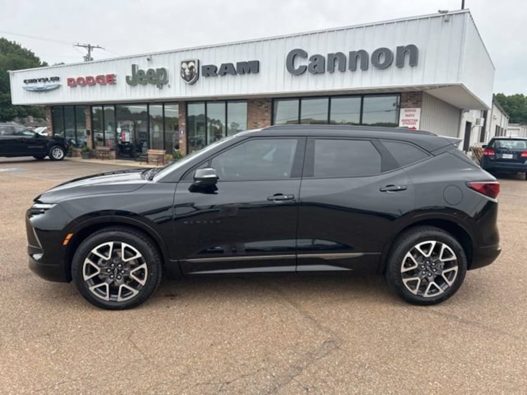 Used 2023 Chevrolet Blazer RS FWD RS