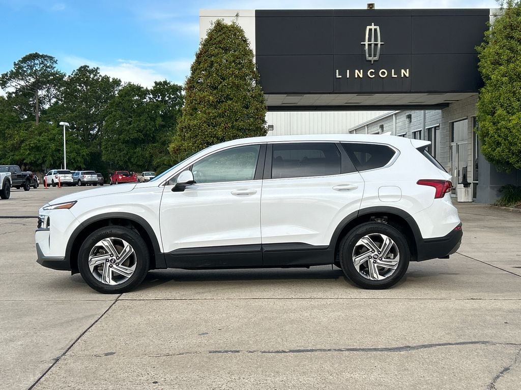 Used 2023 Hyundai Santa Fe SE SUV