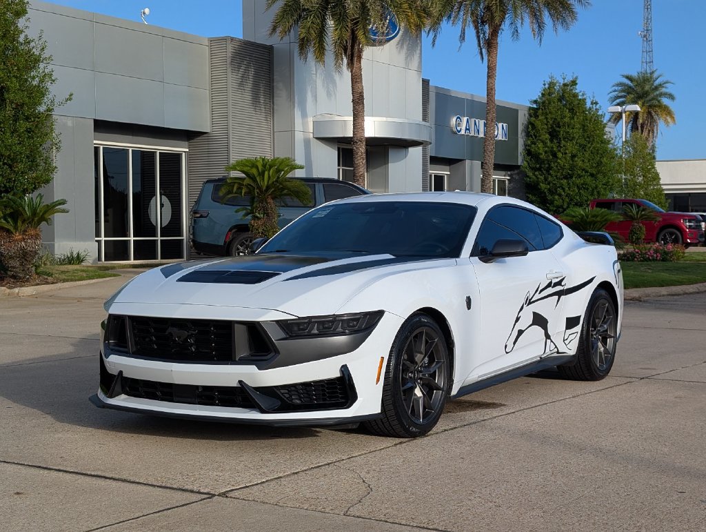 2024 Ford Mustang Dark Horse