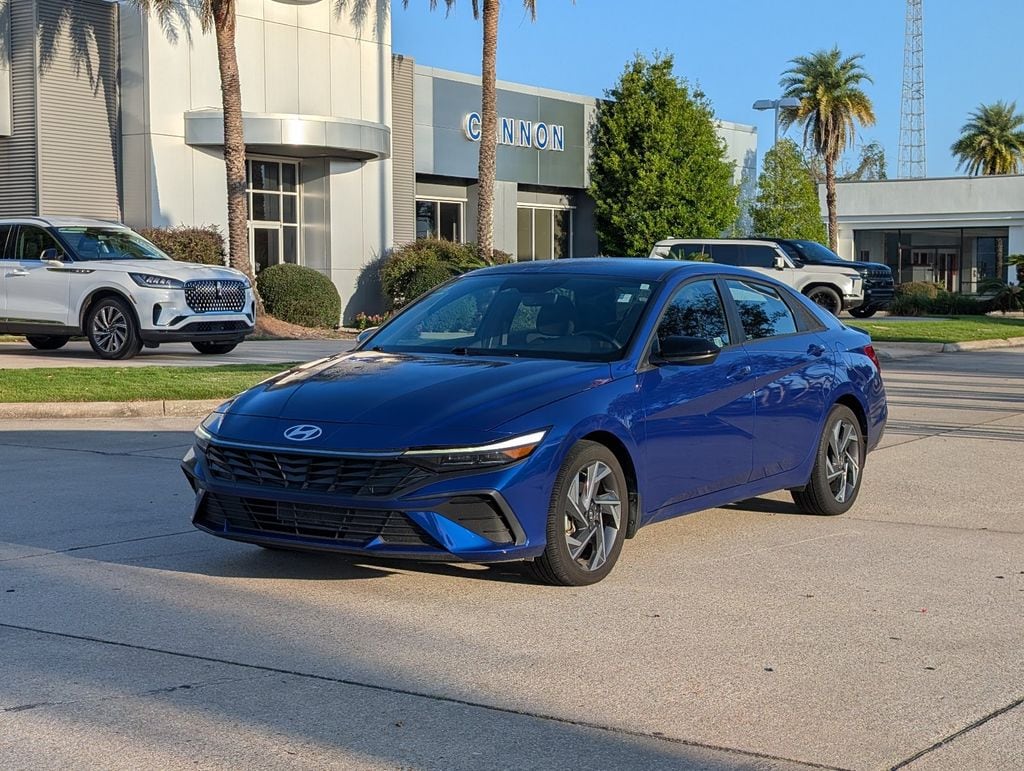2025 Hyundai Elantra SEL