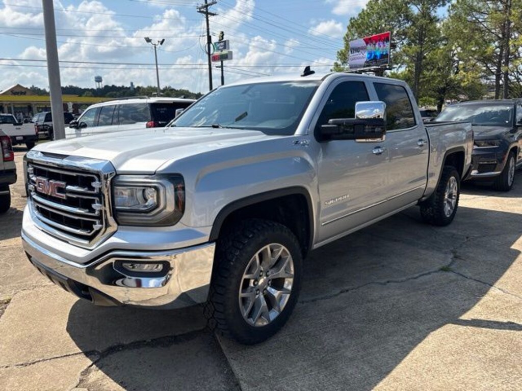 Used 2018 GMC Sierra 1500 SLT Crew Cab Short Bed Truck