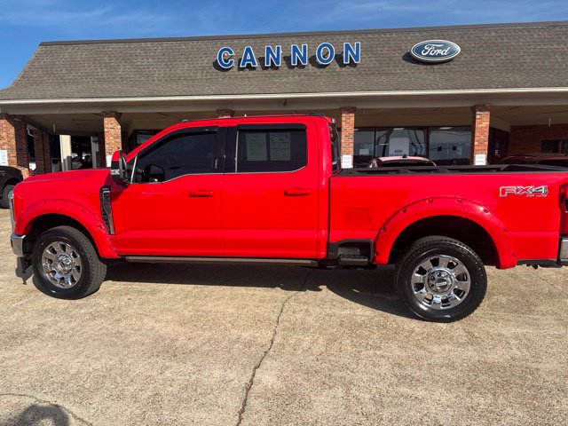 Used 2024 Ford F-250SD Lariat Truck