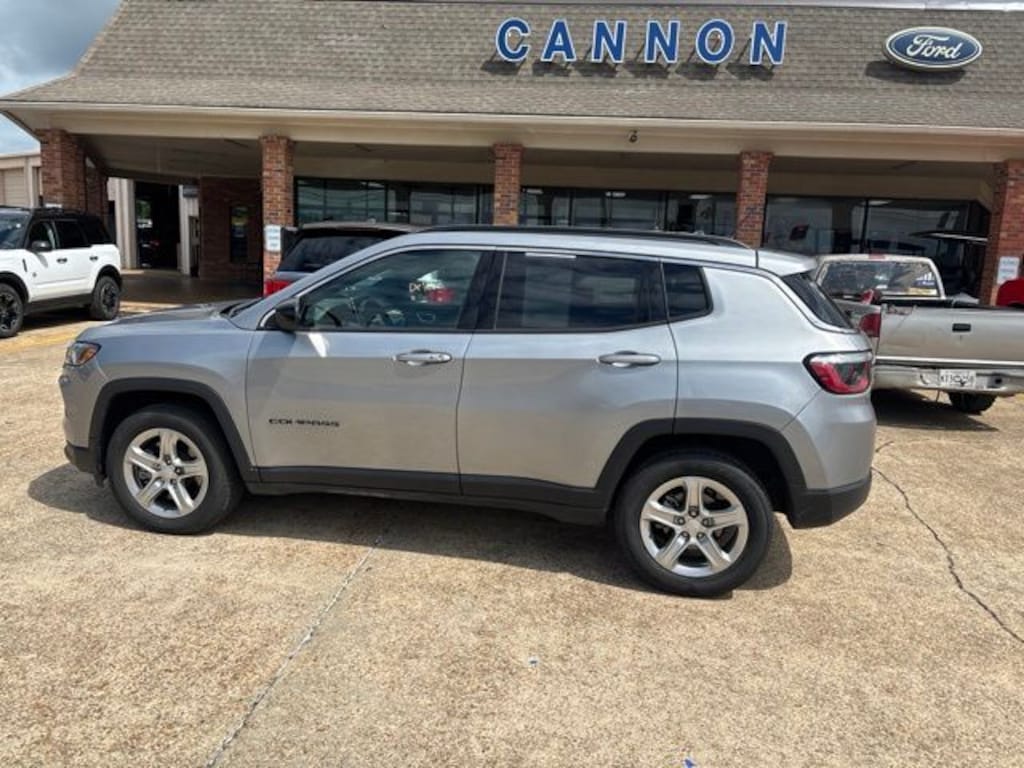 Certified 2024 Jeep Compass Latitude SUV