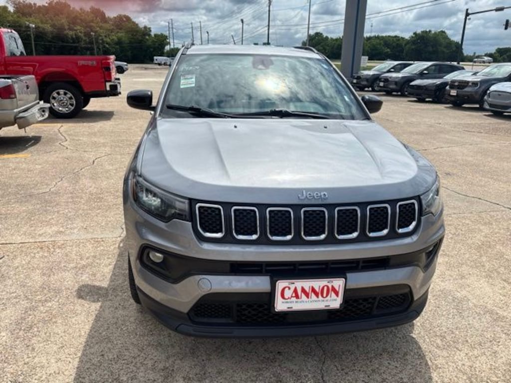 Certified 2024 Jeep Compass Latitude SUV