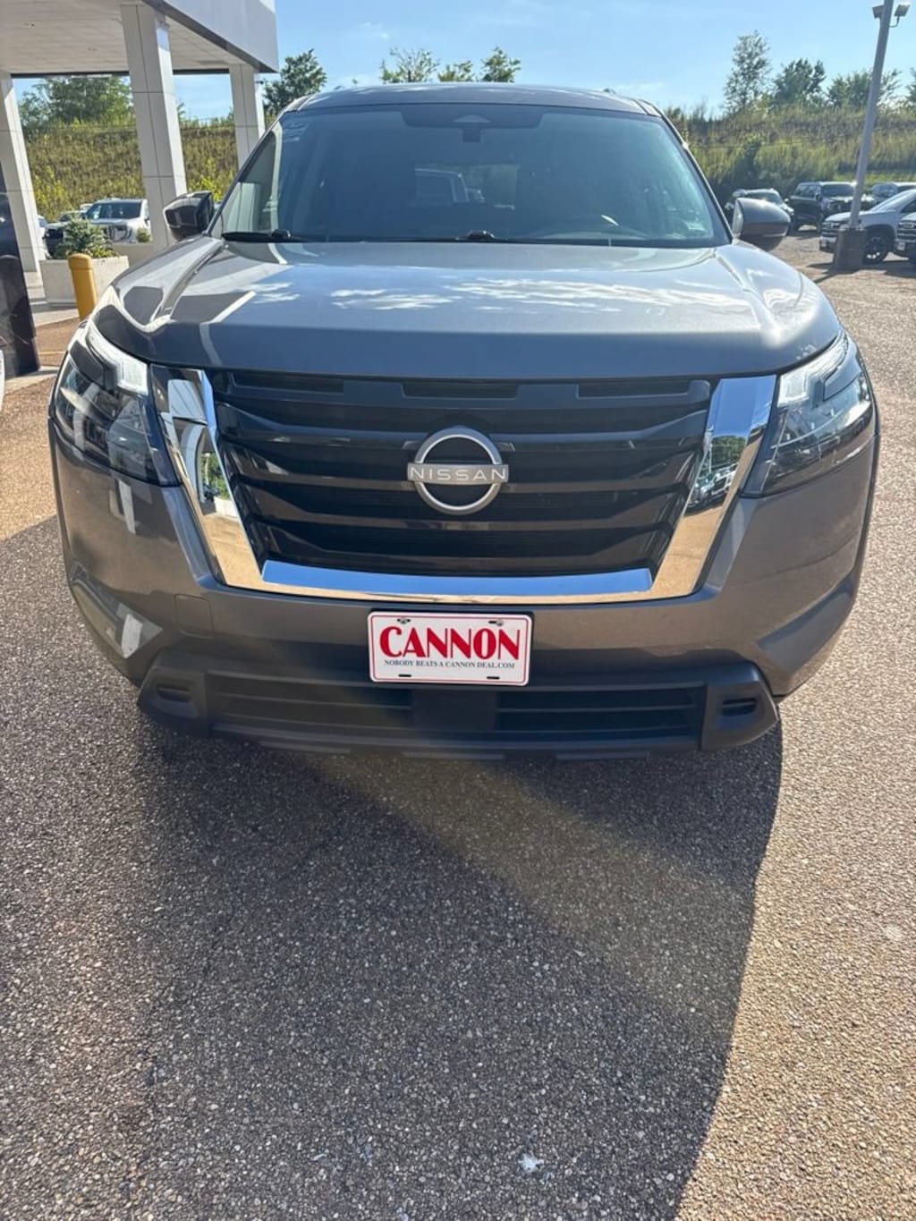 Used 2025 Nissan Pathfinder SV