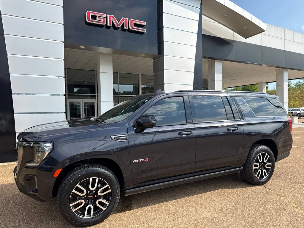 Used 2024 GMC Yukon XL AT4 SUV