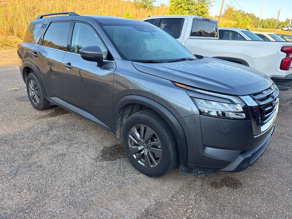 Used 2025 Nissan Pathfinder SV