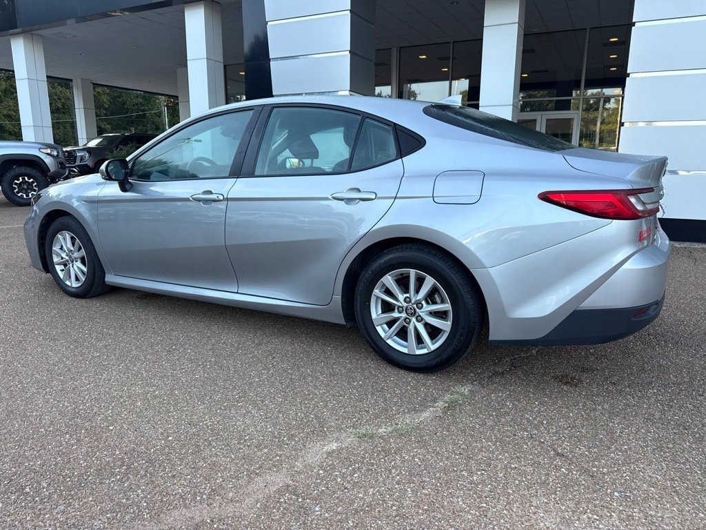 Used 2025 Toyota Camry LE