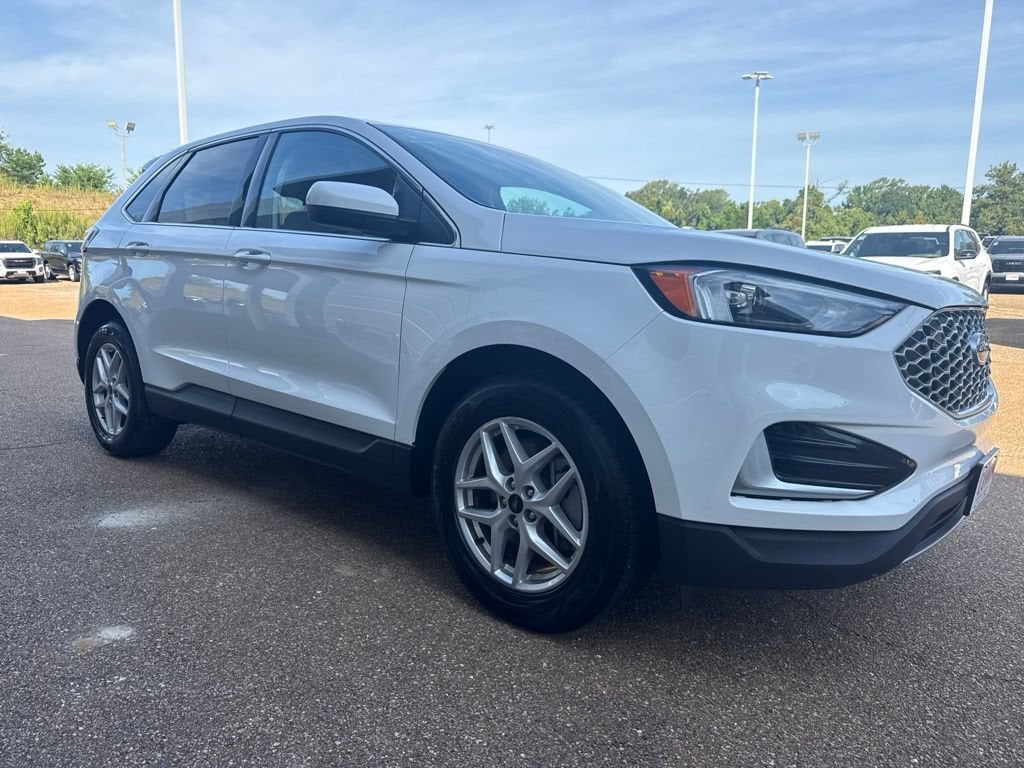Used 2024 Ford Edge SEL