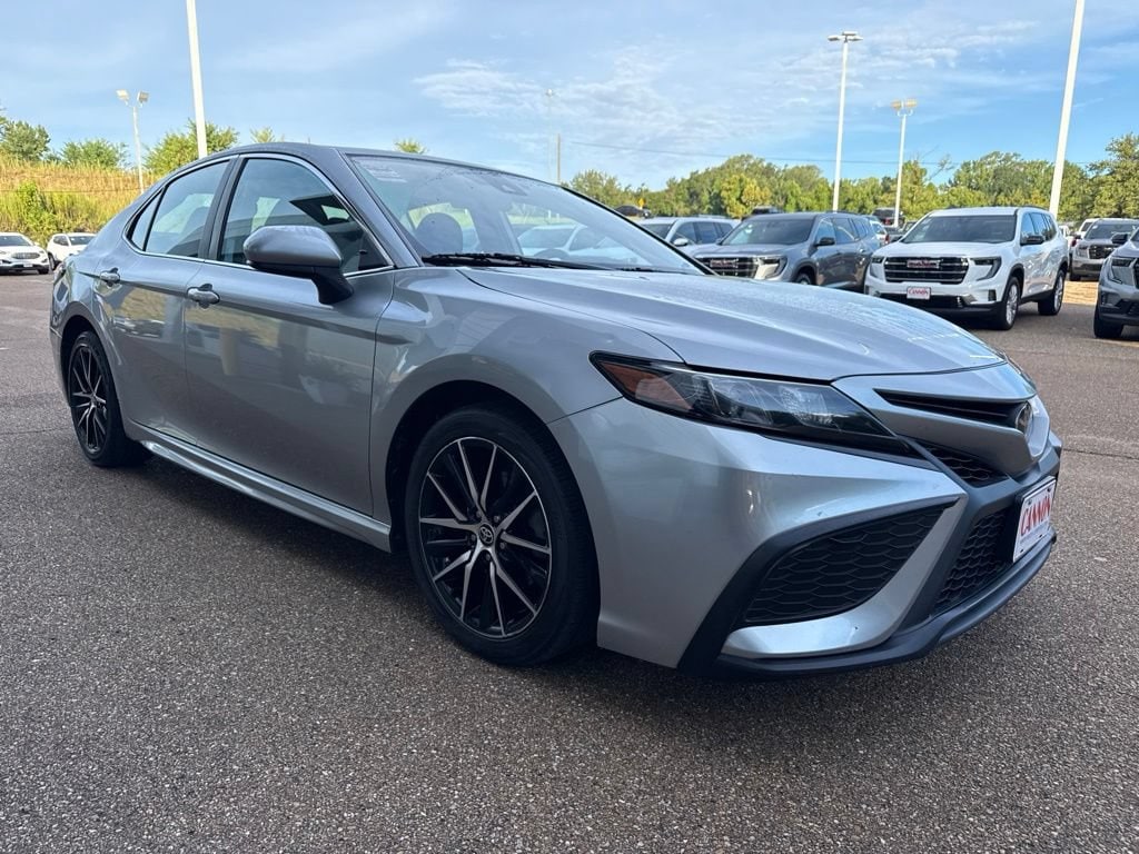 Used 2021 Toyota Camry SE Nightshade
